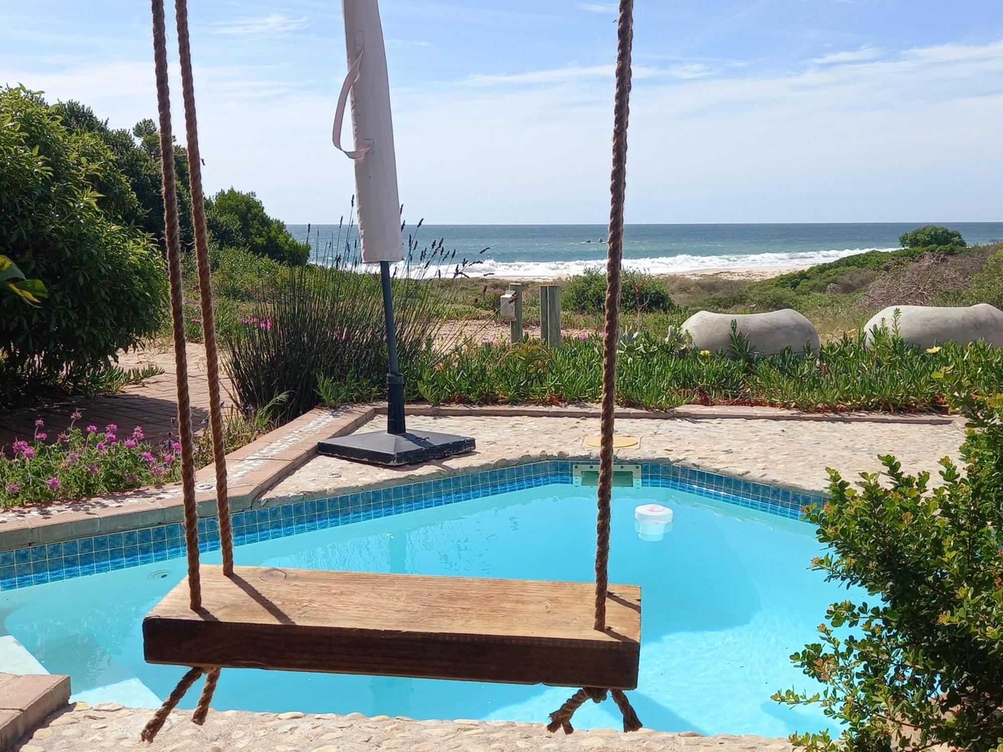 Absolute Beach Accommodation Stompneusbaai Экстерьер фото
